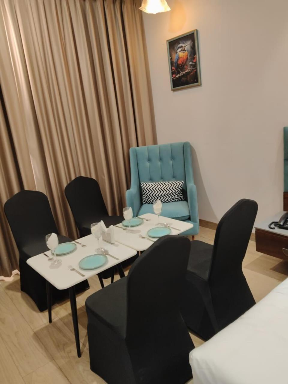 Hotel Midas Inn Матура Екстериор снимка